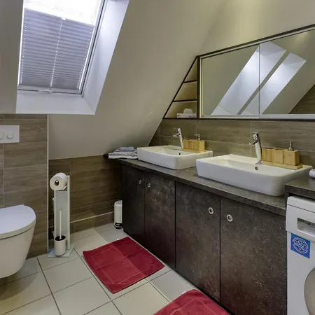Aparthotel Ad1716 4*