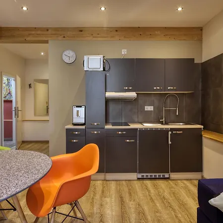 Apartahotel Ad1716 4*