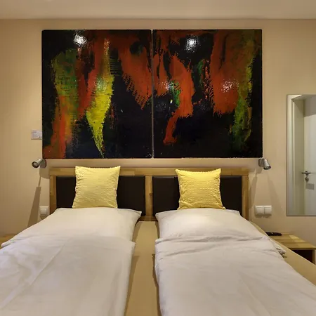 Aparthotel Ad1716 *