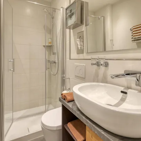 Apartahotel Ad1716 4*