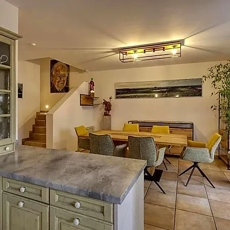 Ad1716 Aparthotel 4*
